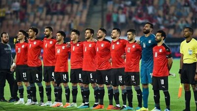 عاجل.. نجم منتخب مصر يختار الانتقال إلى الأهلي بدلا من الزمالك
