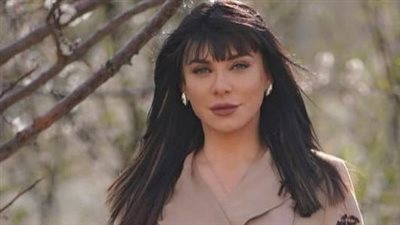 باللون البيج.. سلاف فواخرجي تتألق فى أحدث ظهور لها