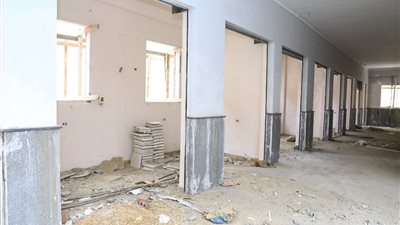 محافظ سوهاج يتابع الموقف التنفيذي لمشروع السوق الحضري بمدينة ناصر