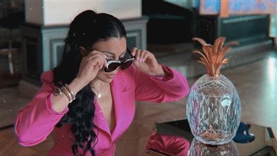 بإطلالة أنيقة.. هيفاء وهبي تتألق بأحدث ظهور لها 