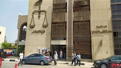 حبس صيدلي 3 سنوات بتهمة الاستيلاء على أموال مواطنين بالأقصر