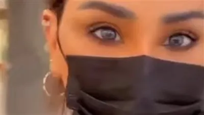 أحلام تغازل جمهورها في أحدث ظهور لها من ميلان 