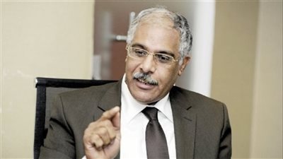 إعلامي يفجرها: “جمال علام بيهددني بمنعي من الظهور ومن تصوير دوري المحترفين”