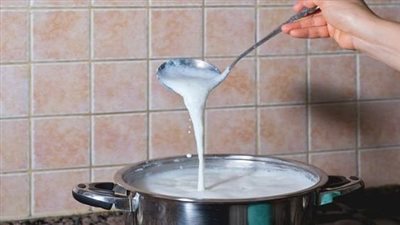 القومي للبحوث يكشف كارثة عن اللبن المتخثر (فيديو)