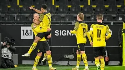 بوروسيا دورتموند يستقر على أولى صفقاته الصيفية