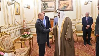 رئيس مجلس القيادة الرئاسي اليمني يؤكد أهمية دور البرلمان العربي في دعم اليمن ومؤسساته الشرعية