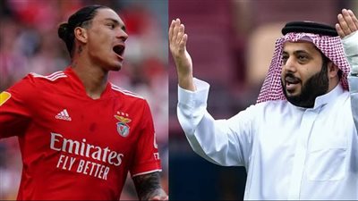 داروين نونيز.. الدجاجة التي وضعت بيضة ذهب للمستشار تركي آل الشيخ