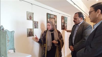 معرض فنون تشكيلية ومحاضرة توعوية بثقافة القليوبية