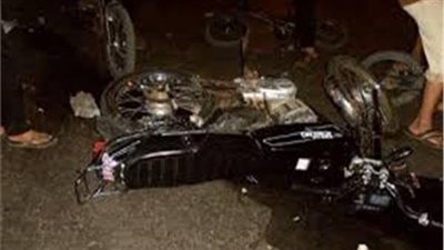 إصابة 5 طلاب إثر تصادم دراجتين بخاريتين بالبحيرة (أسماء)