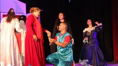 ورش حكي ومناقشات كتب بثقافة السويس