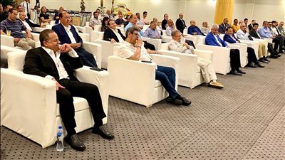 اجتماع بين وزير السياحة والمستثمرين لاستعراض آخر تطورات العمل بالقطاع