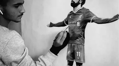 صغير السن كبير الموهبة.. 