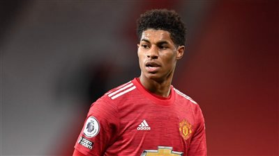 محامي طالب الشرقية يكشف تفاصيل مفاجأة بشأن أزمة موكله مع لاعب مانشستر يونايتد 