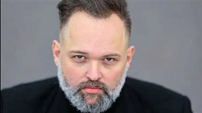 محمد محمود عبد العزيز يعلن الحداد علي وفاة كلبتة: الموضوع مؤلم ومحزن