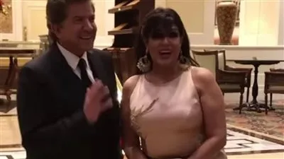 برفقة وليد توفيق.. أحدث ظهور لفيفي عبده عبر إنستجرام 