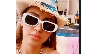 ياسمين رئيس تشارك جمهورها عطلتها الصيفية 