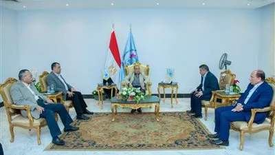 وزير الإنتاج الحربى يتفقد شركتي أبو زعبل للصناعات المتخصصة وأبو زعبل للكيماويات