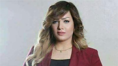 استدرجها لـ 