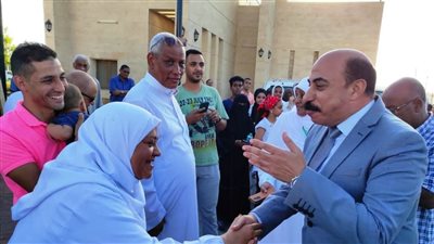 محافظ أسوان يودع حجاج بيت الله الحرام