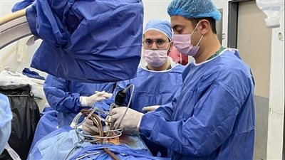 وزارة الصحة: نجاح أول جراحة في العمود الفقري بالمنظار داخل مستشفى الهلال