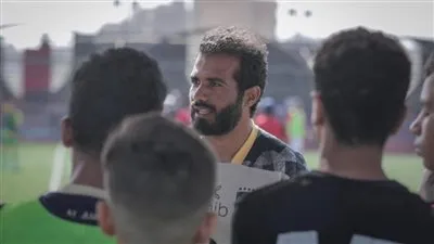 مدرب براعم الأهلي يتلقى عرضًا للتدريب بالدوري العماني