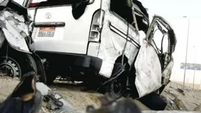 إصابة 8 أشخاص.. التحقيق في حادث انقلاب سيارة بالطريق الأوسطى بحلوان 