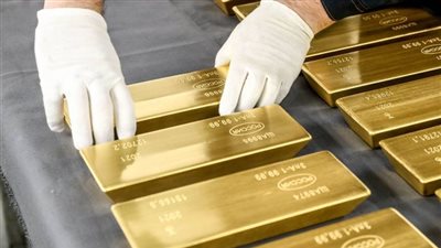 قفزة في أسعار الذهب مع تراجع الدولار بعد قرار الفيدرالي الأمريكي