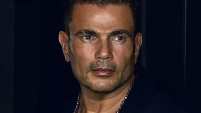 عمرو دياب يشوق جمهوره لثلاث أغنيات في الفترة القادمة