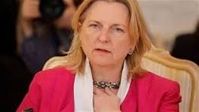 سر خطير وراء مغادرة وزيرة خارجية النمسا السابقة لبلادها.. وصحيفة أمريكية تكشفه