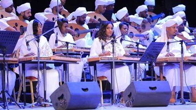 في حفل كامل العدد.. أوركسترا بيت العود السودانية تتألق على مسرح سيد درويش