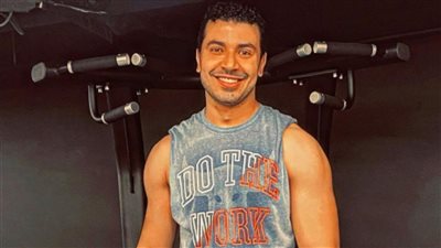 محمد أنور يحتفل بعرض فيلم 