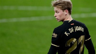 دي يونج يحدد وجهته المقبلة بعد اقتراب رحيله عن برشلونة