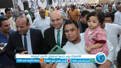 سيلفي المصلين مع المحافظ يتصدر مشهد صلاة عيد الأضحى ببني سويف