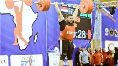 والدة أحمد جابر بطل رفع الأثقال: 