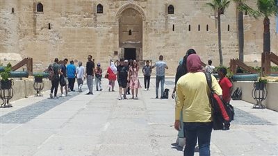 قلعة قايتباي تستقبل نحو 8 آلاف من السائحين والمصريين خلال أيام عيد الأضحى 