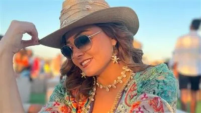 بإطلالة مبهجة.. بشرى تخطف الأنظار في أحدث ظهور لها على الشاطئ(صور)