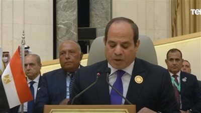 تفاصيل لقاء الرئيس السيسي ومصطفى الكاظمي على هامش قمة جدة 