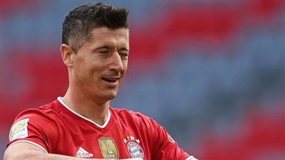 تفاصيل انتقال ليفاندوفسكي إلى برشلونة