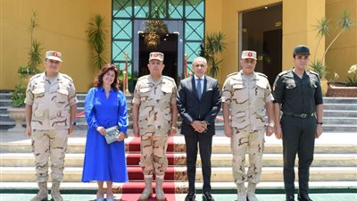 القوات المسلحة تنظم ندوة تثقيفية بالتعاون مع وزارتى الخارجية والتضامن الاجتماعى