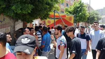 شاهد.. فرحة طلاب الثانوية العامة عقب انتهاء ماراثون الامتحانات بالإسكندرية (فيديو)