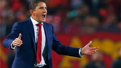 مدرب الأهلي السابق مرشح لقيادة المنتخب الأولمبي