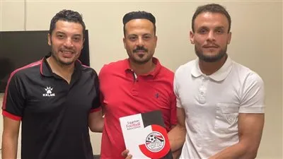 السكة الحديد يتعاقد مع الشحات.. واللاعب ينتظم في التدريبات بعد معسكر الكرة الشاطئية