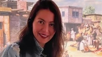 شاهد.. أحدث ظهور للفنانة لقاء الخميسي وزوجها