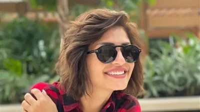 بهذه الطريقة.. منة فضالي تطمئن جمهورها على والدتها