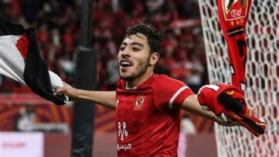 عاجل.. إصابة قوية لأكرم توفيق في مران الاهلي وإشتباه في إصابته بقطع بالرباط الصليبي