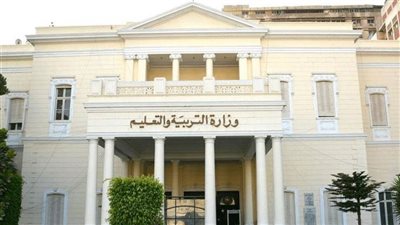 التعليم: فتح مكتب بكل مدرسة من مدارس التكنولوجيا التطبيقية