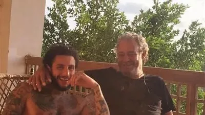 بكلمات مؤثرة..أحمد الفيشاوي يحيي ذكرى وفاة والده