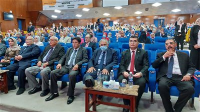 رئيس جامعة بنها يفتتح مؤتمر تغير المناخ ومستقبل الثروة الحيوانية