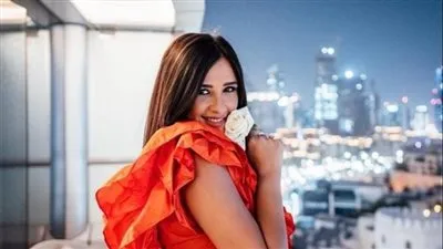 ياسمين عبد العزيز تتألق في أحدث ظهور لها