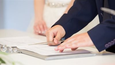 بعد شائعة إلغائها.. نص قانون الأحوال الشخصية بشأن قائمة الزواج (تفاصيل)